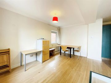 Loxley Court
